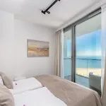 Your Holidays Wave A Apartment